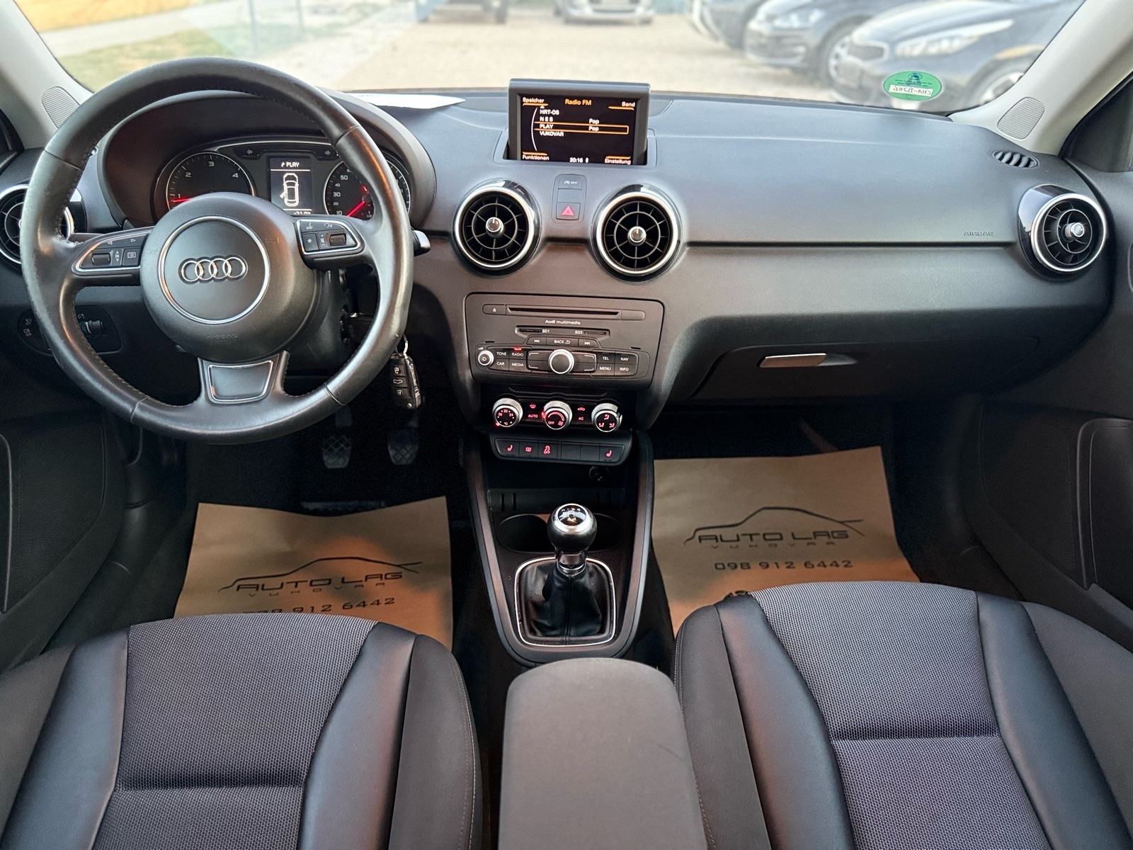 Audi A1 1,6 TDI * XENON * NOVE GUME *, fotografija 7