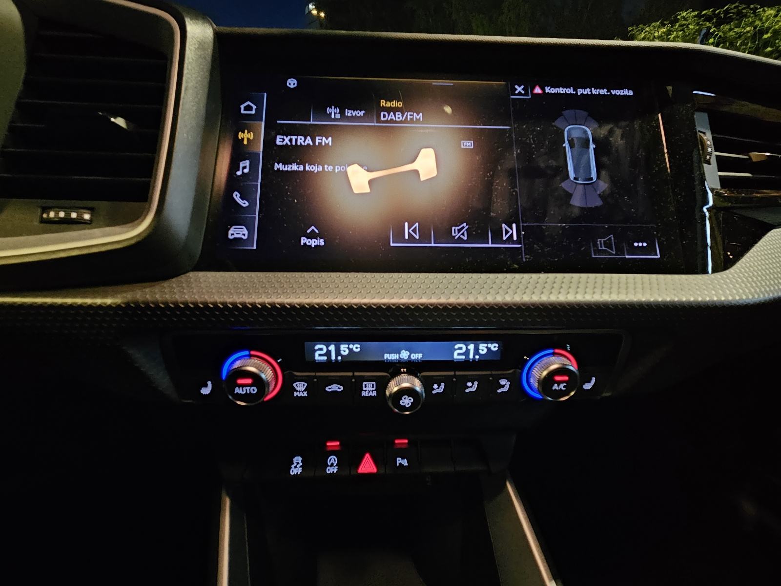Audi A1 25 TFSI automatik,kupljen u HR,prvi vlasnik, fotografija 15