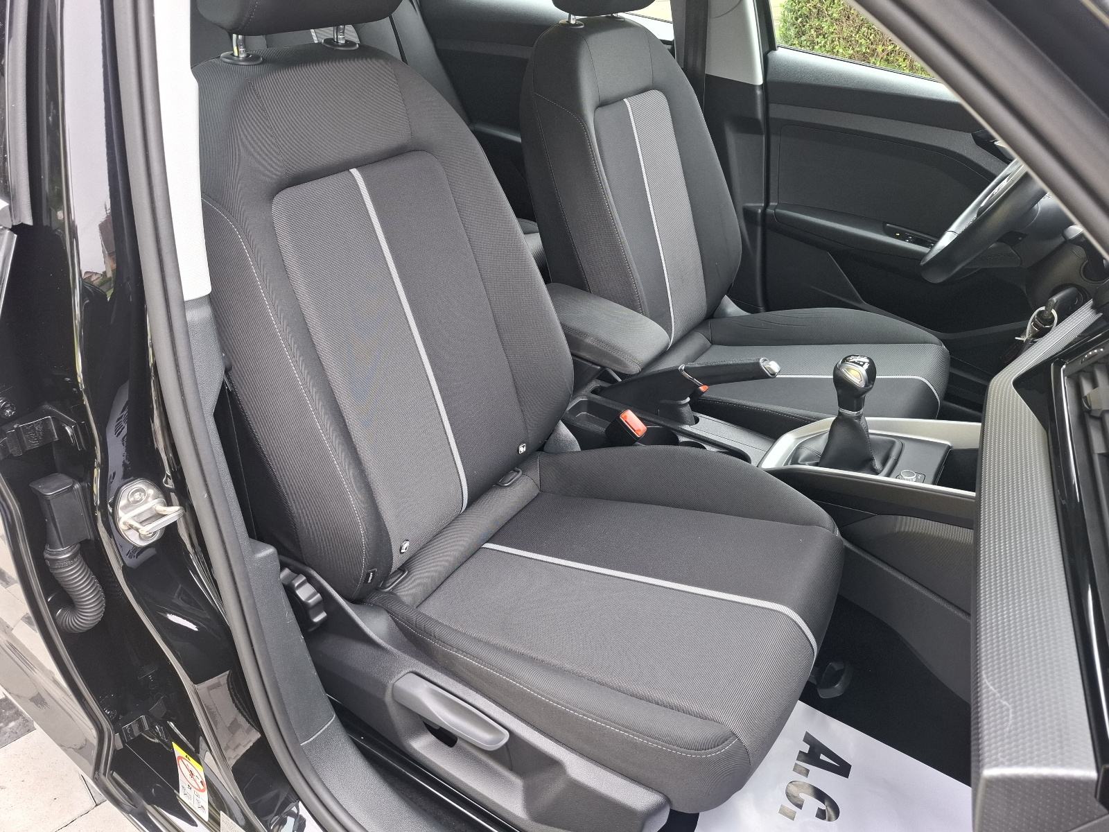 Audi A1 25 TFSI CAR PLAY LED MATRIX 2xUSB 112tkm 2021god JAMSTVO, fotografija 11