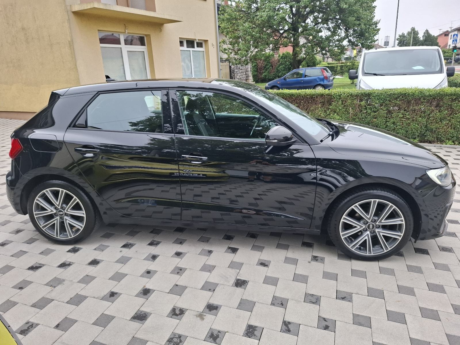 Audi A1 25 TFSI CAR PLAY LED MATRIX 2xUSB 112tkm 2021god JAMSTVO, fotografija 4