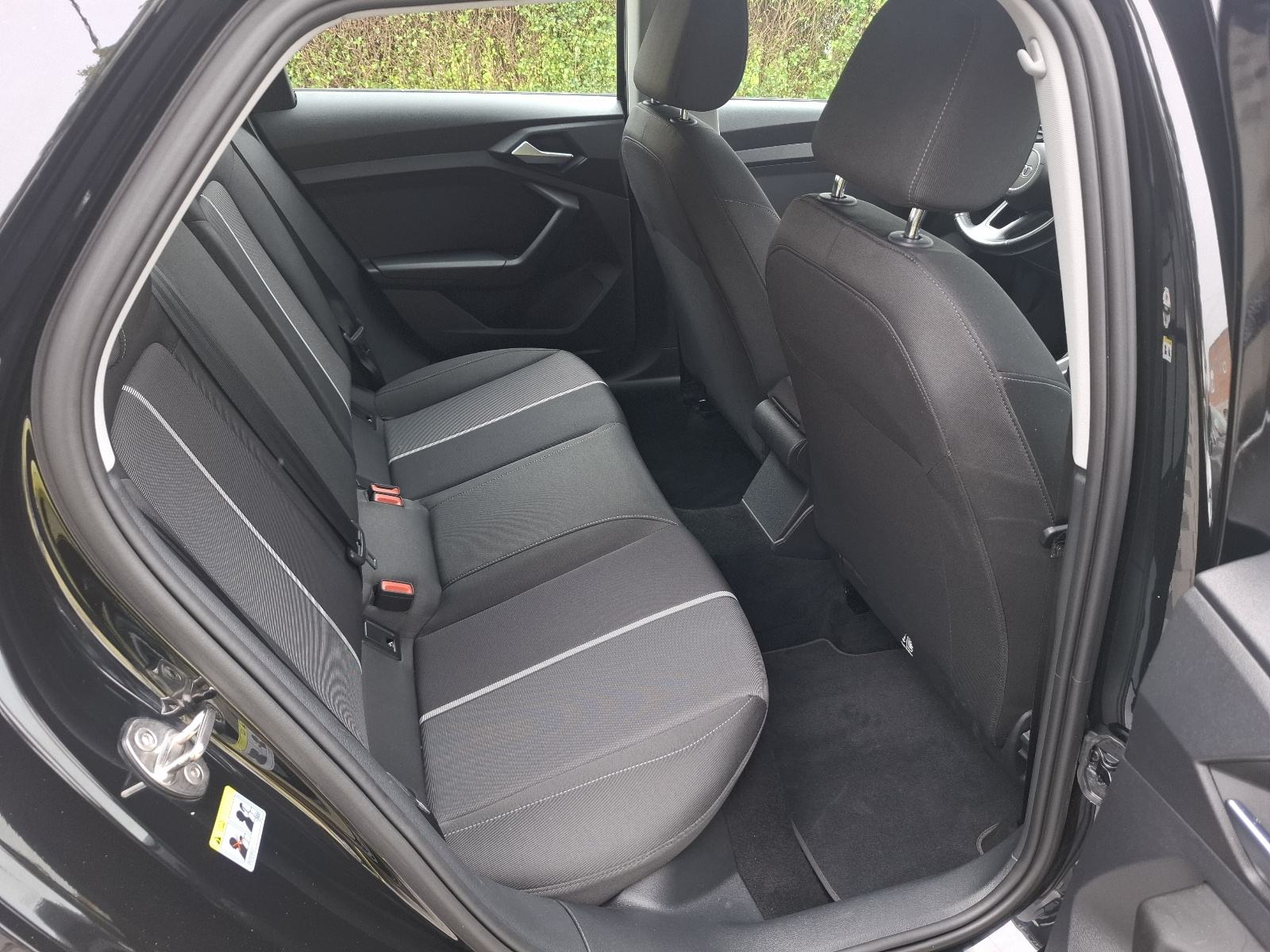 Audi A1 25 TFSI CAR PLAY LED MATRIX 2xUSB 112tkm 2021god JAMSTVO, fotografija 13