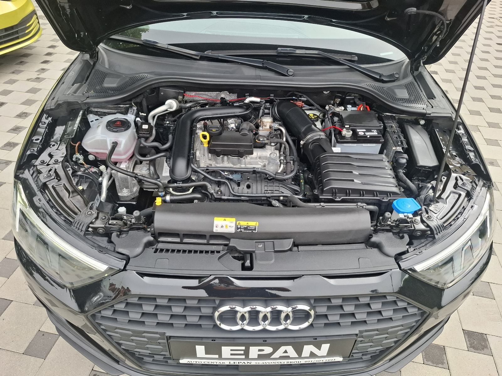 Audi A1 25 TFSI CAR PLAY LED MATRIX 2xUSB 112tkm 2021god JAMSTVO, fotografija 19