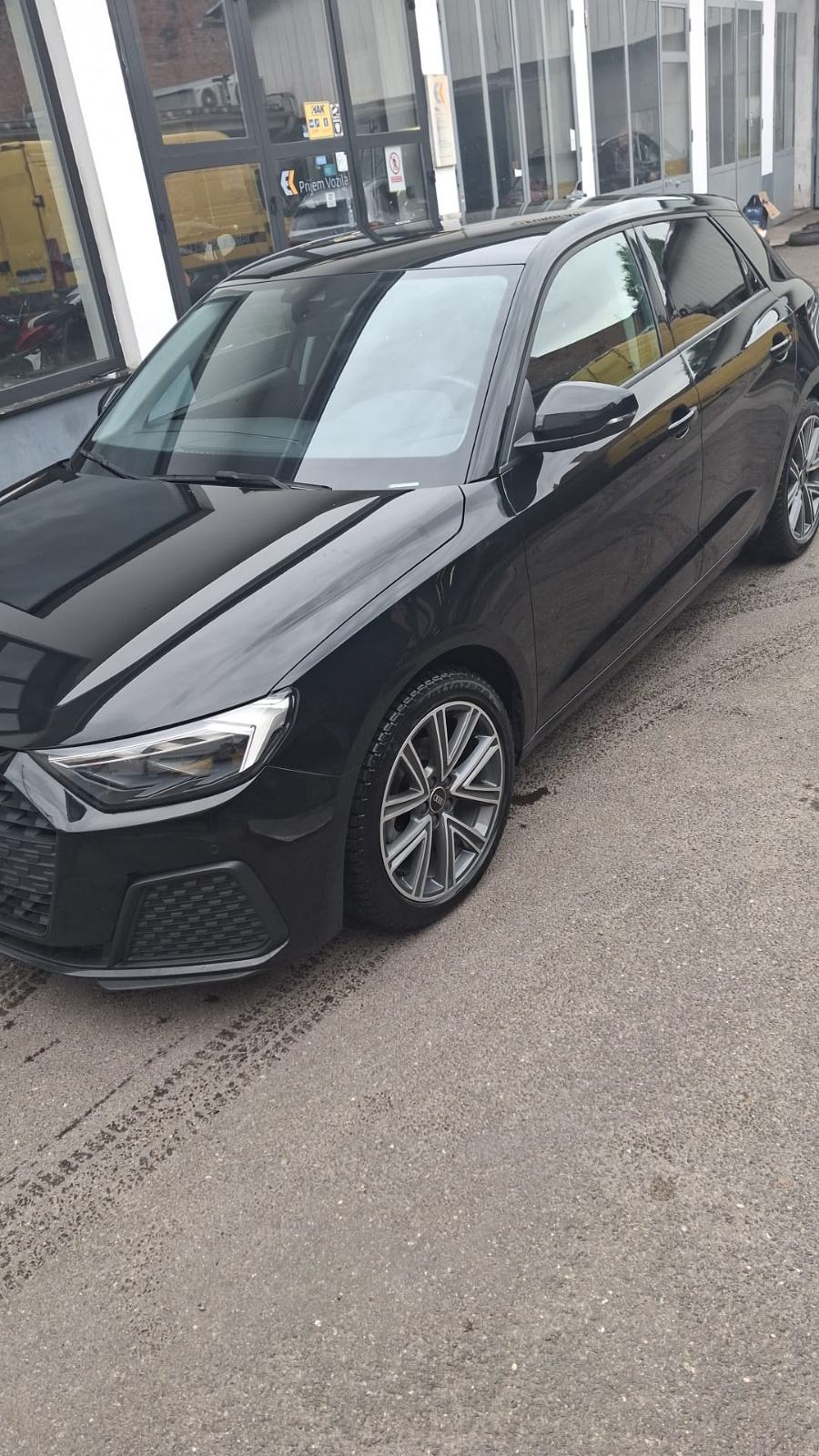 Audi A1 35 TFSI automatik KARTICE-ZAMJENA, fotografija 2