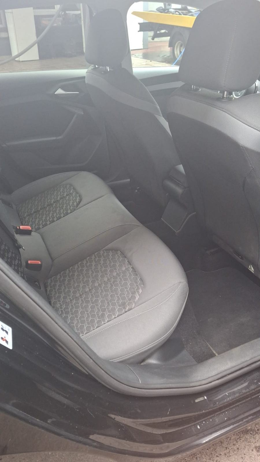 Audi A1 35 TFSI automatik KARTICE-ZAMJENA, fotografija 9