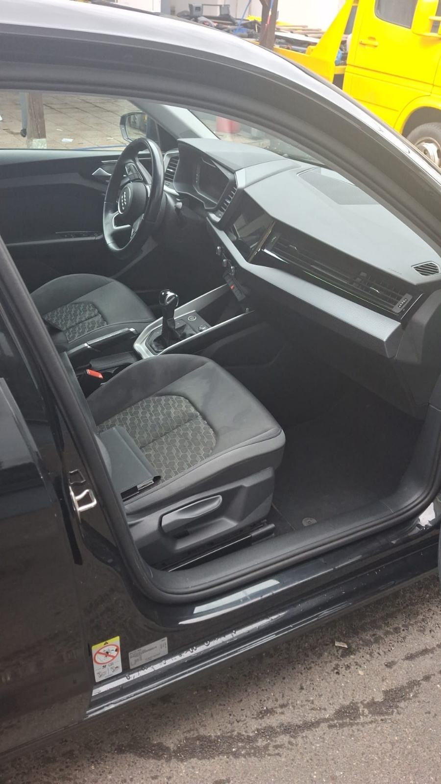 Audi A1 35 TFSI automatik KARTICE-ZAMJENA, fotografija 8