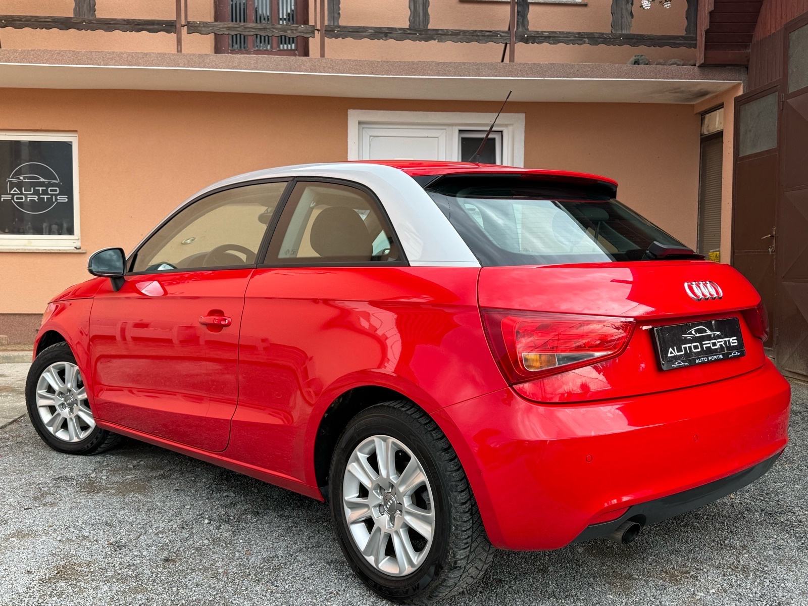 AUDI A1 •REG 10/26•ALU•NAVI•SERVISNA•, fotografija 8