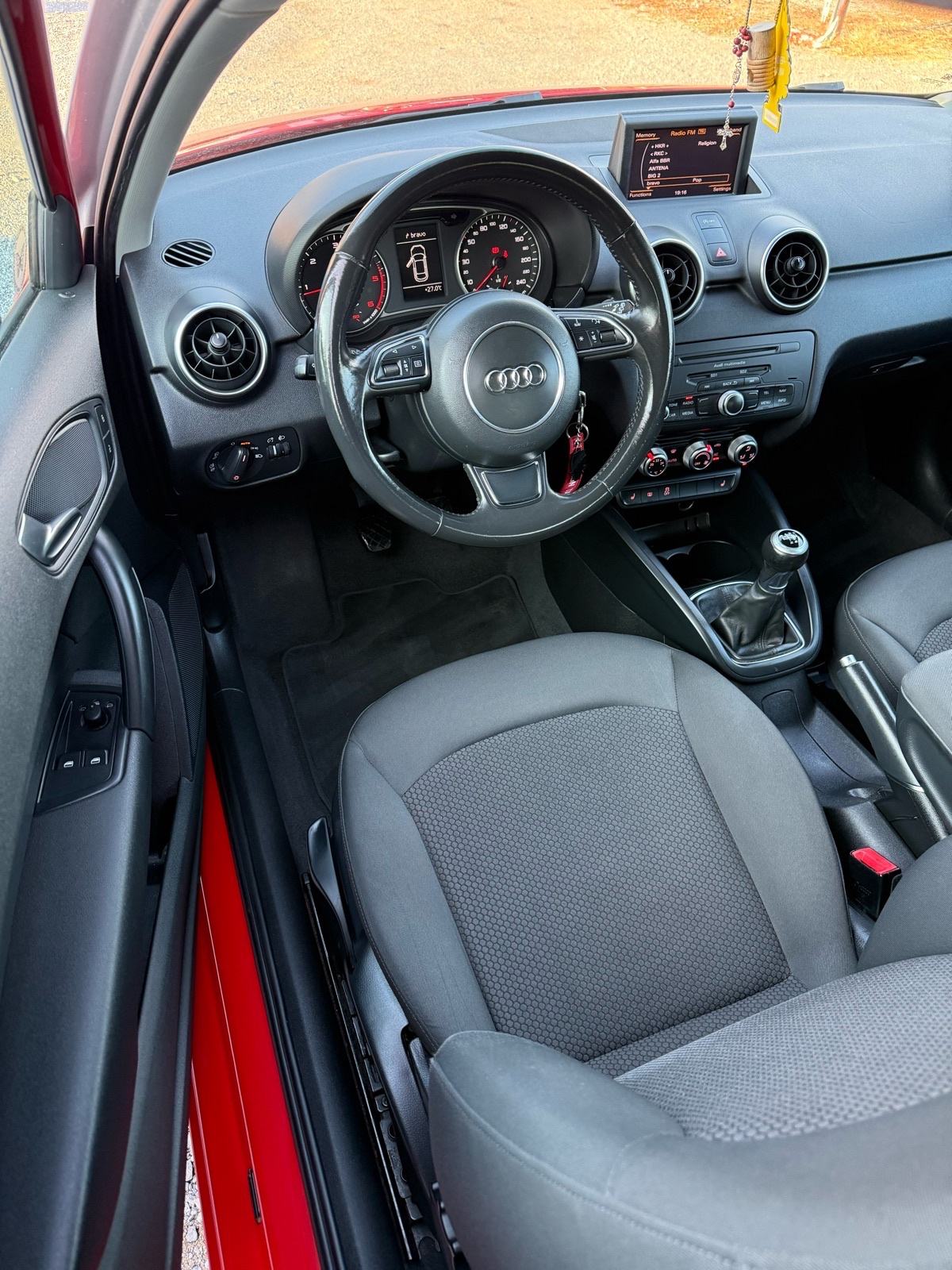 AUDI A1 •REG 10/26•ALU•NAVI•SERVISNA•, fotografija 14