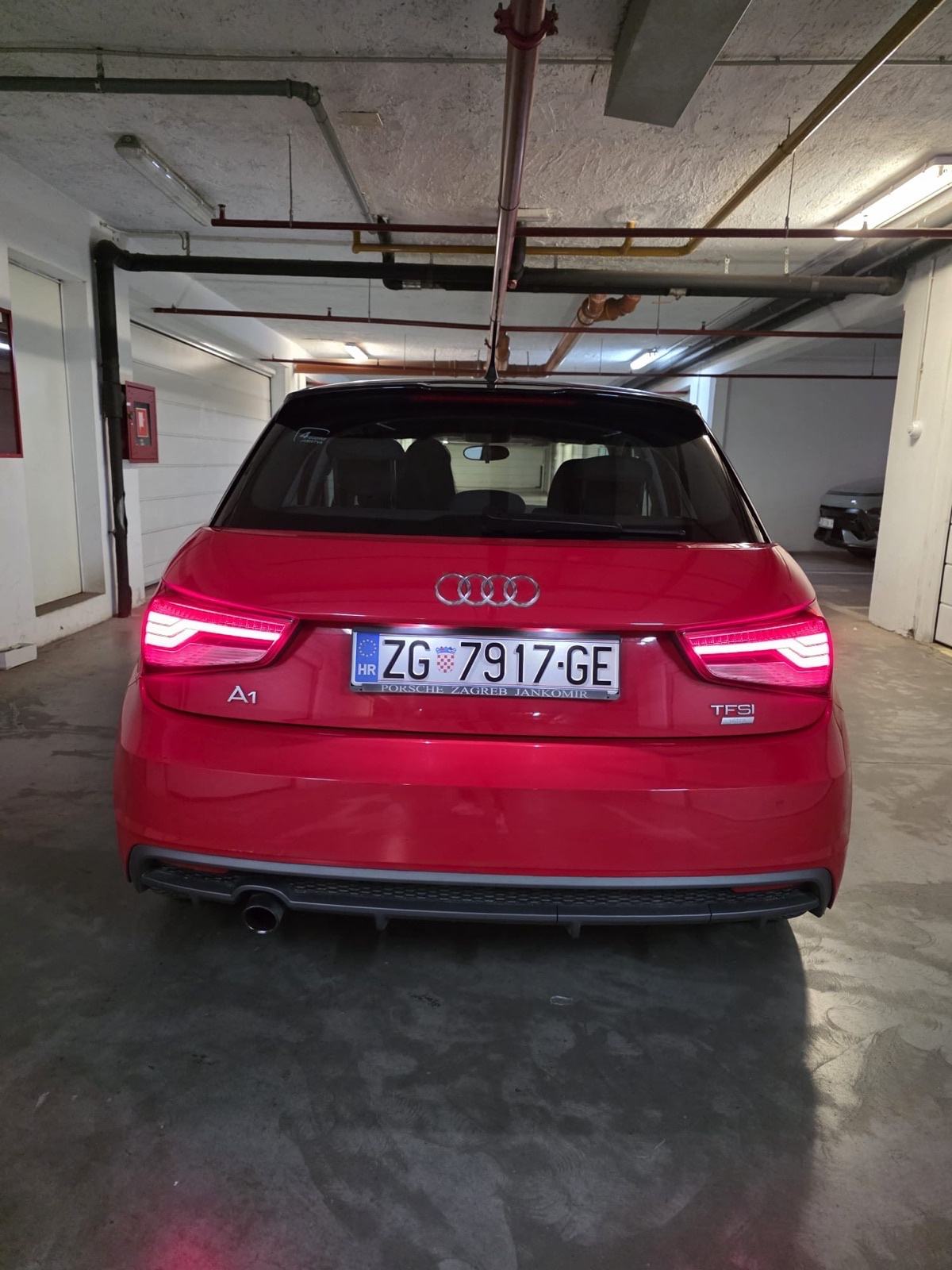Audi A1 Sportback 1.0 TFSI , S line , 56.854 km, fotografija 7