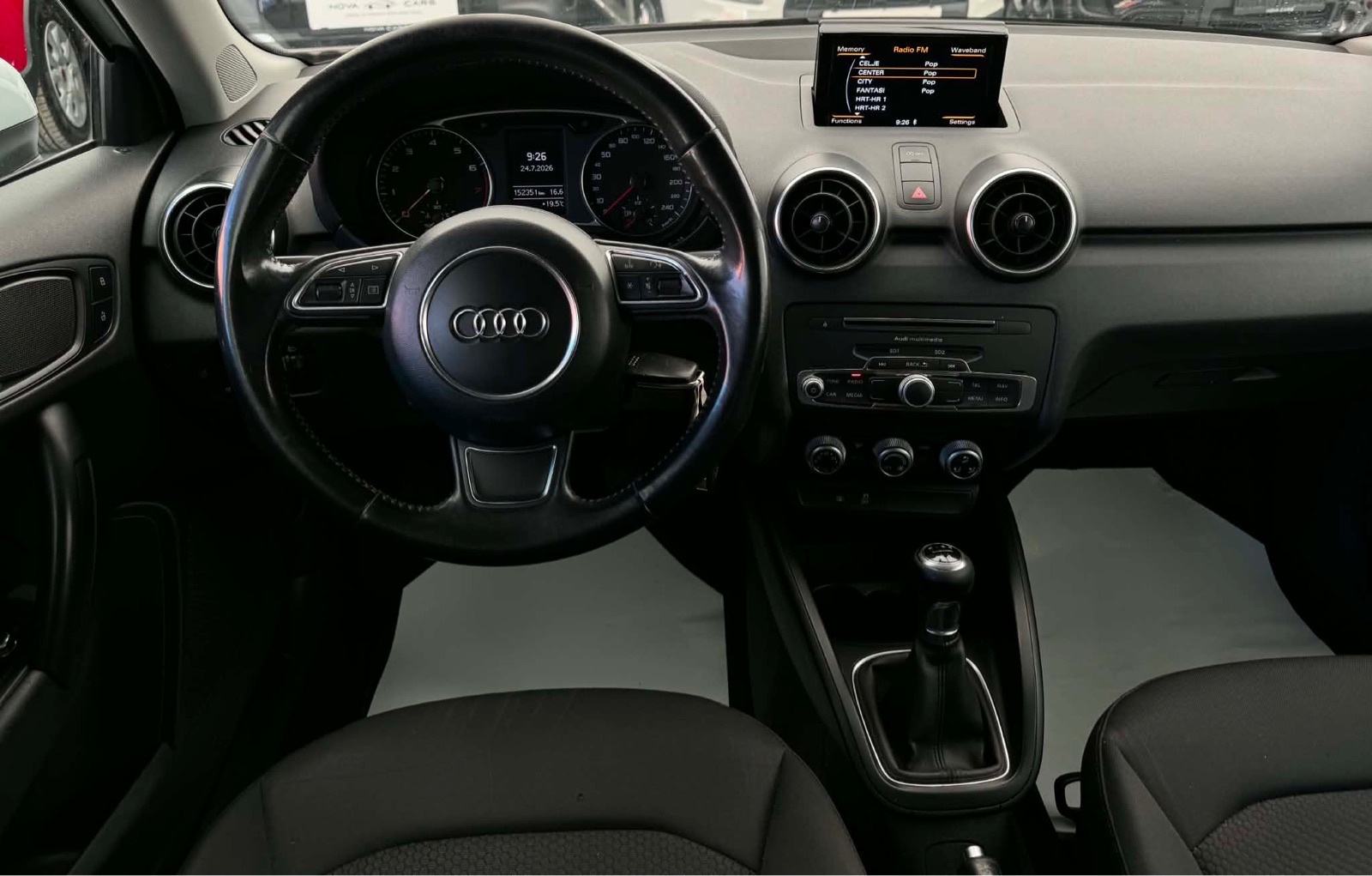 Audi A1 SPORTBACK - ULTRA - NAVI - PDC, fotografija 12