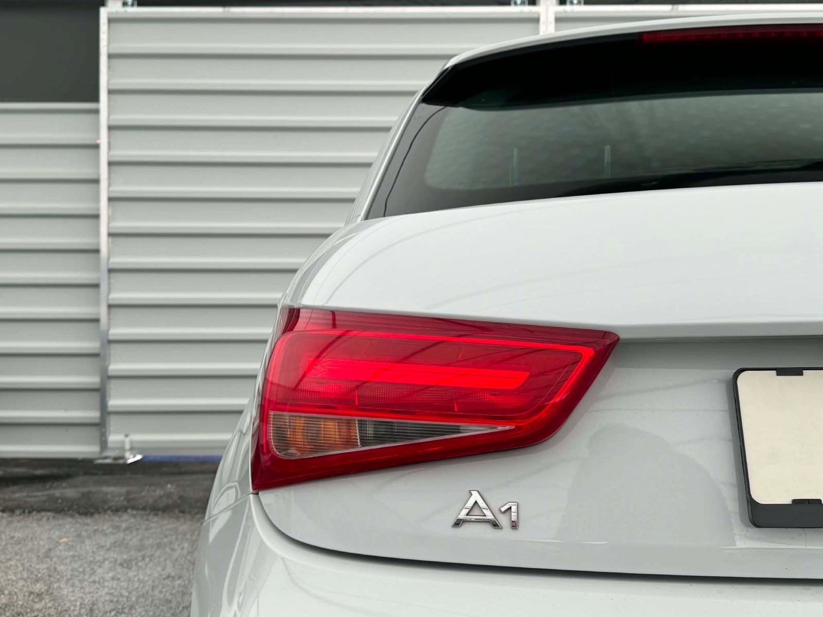 Audi A1 SPORTBACK - ULTRA - NAVI - PDC, fotografija 7