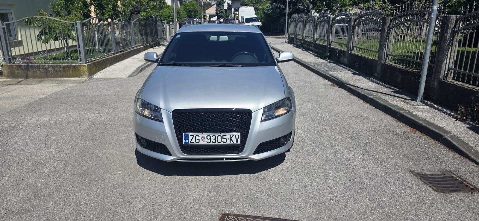 Audi A3 1,2 TFSI, NAVIGACIJA, PARKING SENZORI, REG. DO 02/2027, fotografija 3