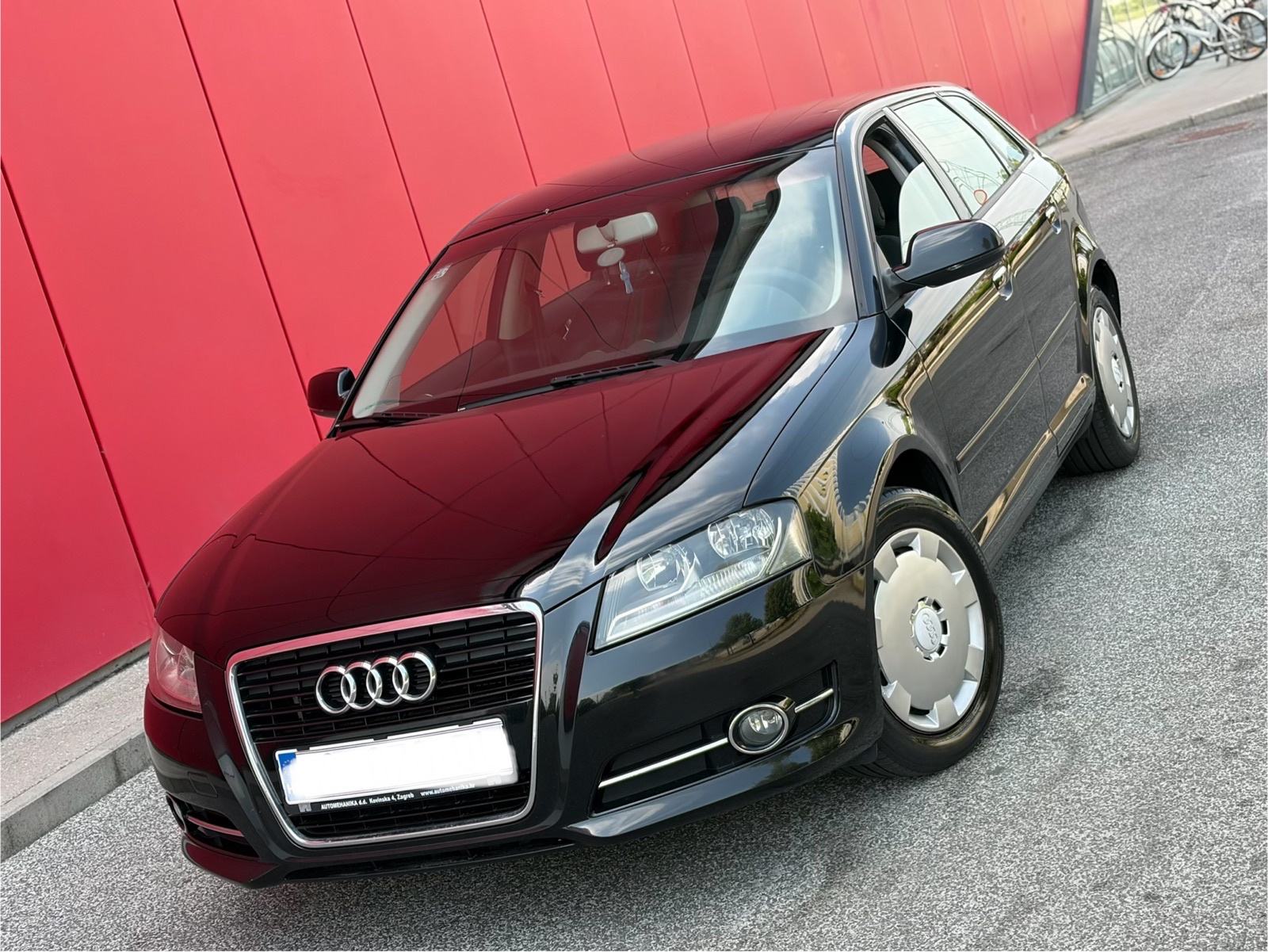 - AUDI A3 1.2 TFSI REDIZAJN 225.000KM KAO NOV!, fotografija 3
