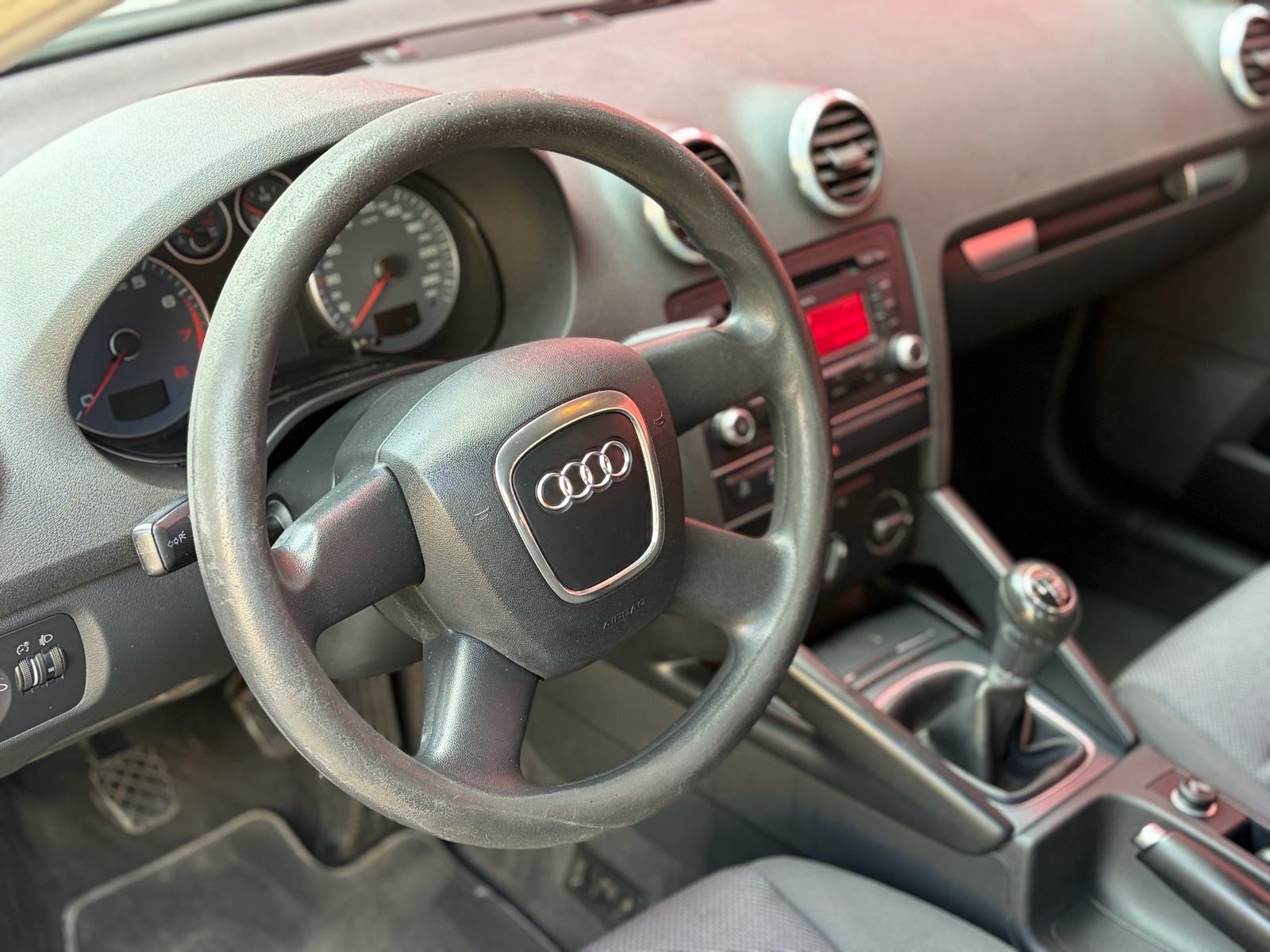 - AUDI A3 1.2 TFSI REDIZAJN 225.000KM KAO NOV!, fotografija 14