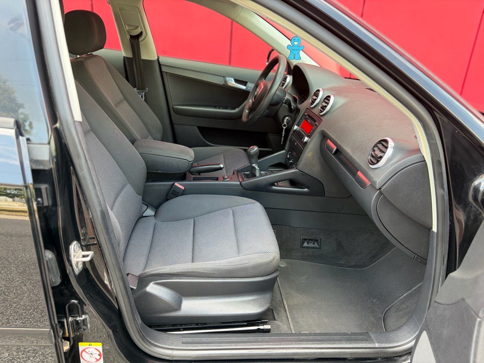 - AUDI A3 1.2 TFSI REDIZAJN 225.000KM KAO NOV!, fotografija 8