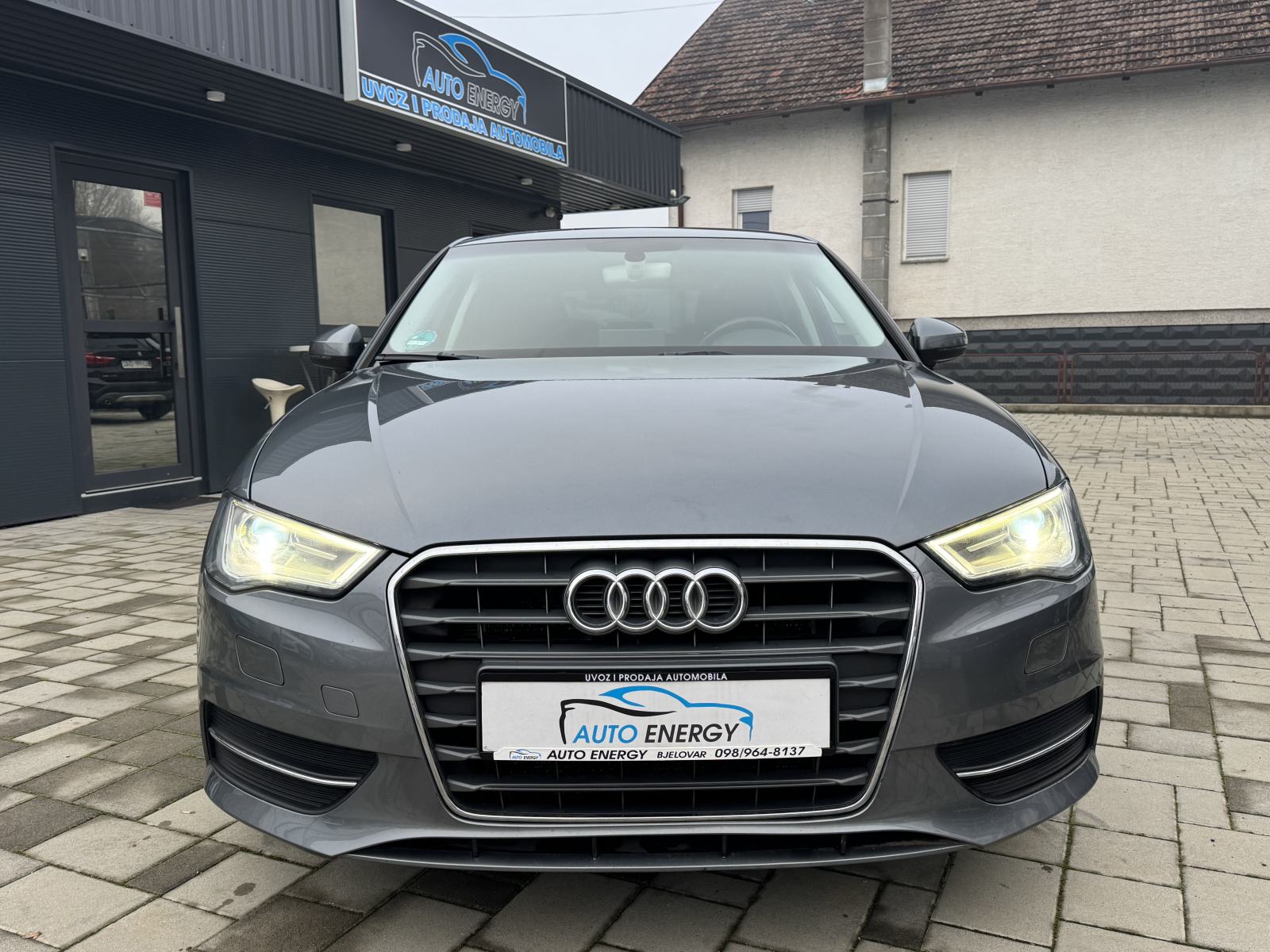 Audi A3 Sportback 1,2 TFSI ⭐ Bi-Xenon, Tempomat, Park senzori, fotografija 3
