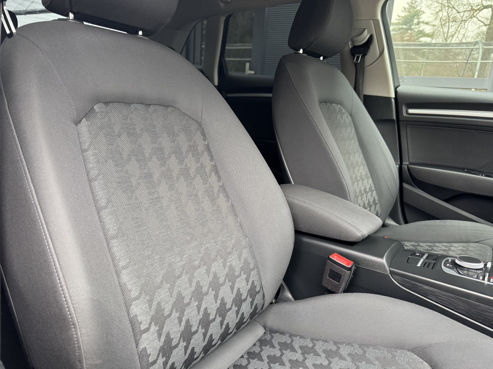 Audi A3 Sportback 1,2 TFSI ⭐ Bi-Xenon, Tempomat, Park senzori, fotografija 16