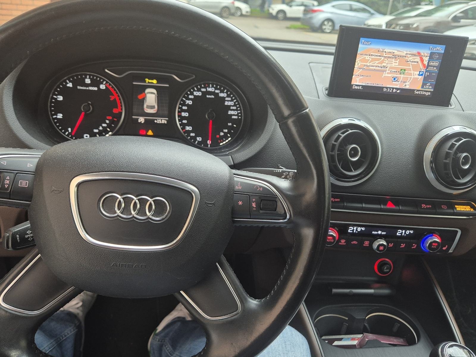 Audi A3 1,4 TFSI NAVIGACIJA KOŽA KEYLESS LED 17" TEMPOMAT, fotografija 8