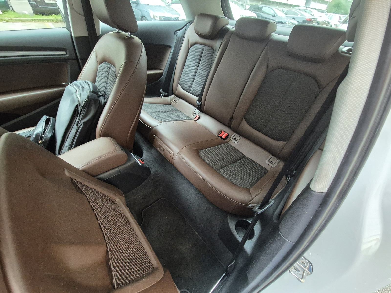 Audi A3 1,4 TFSI NAVIGACIJA KOŽA KEYLESS LED 17" TEMPOMAT, fotografija 10