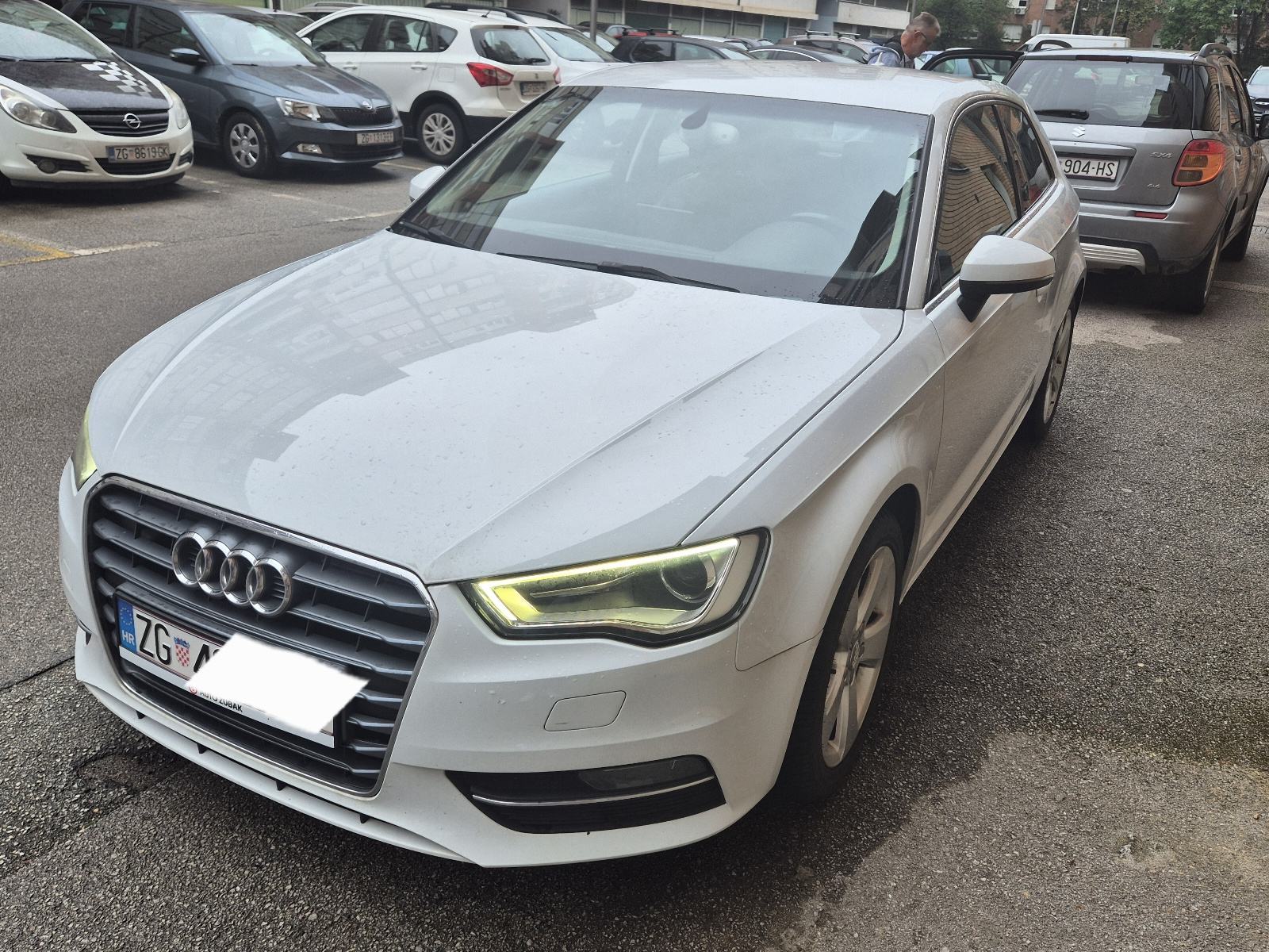 Audi A3 1,4 TFSI NAVIGACIJA KOŽA KEYLESS LED 17" TEMPOMAT, fotografija 3