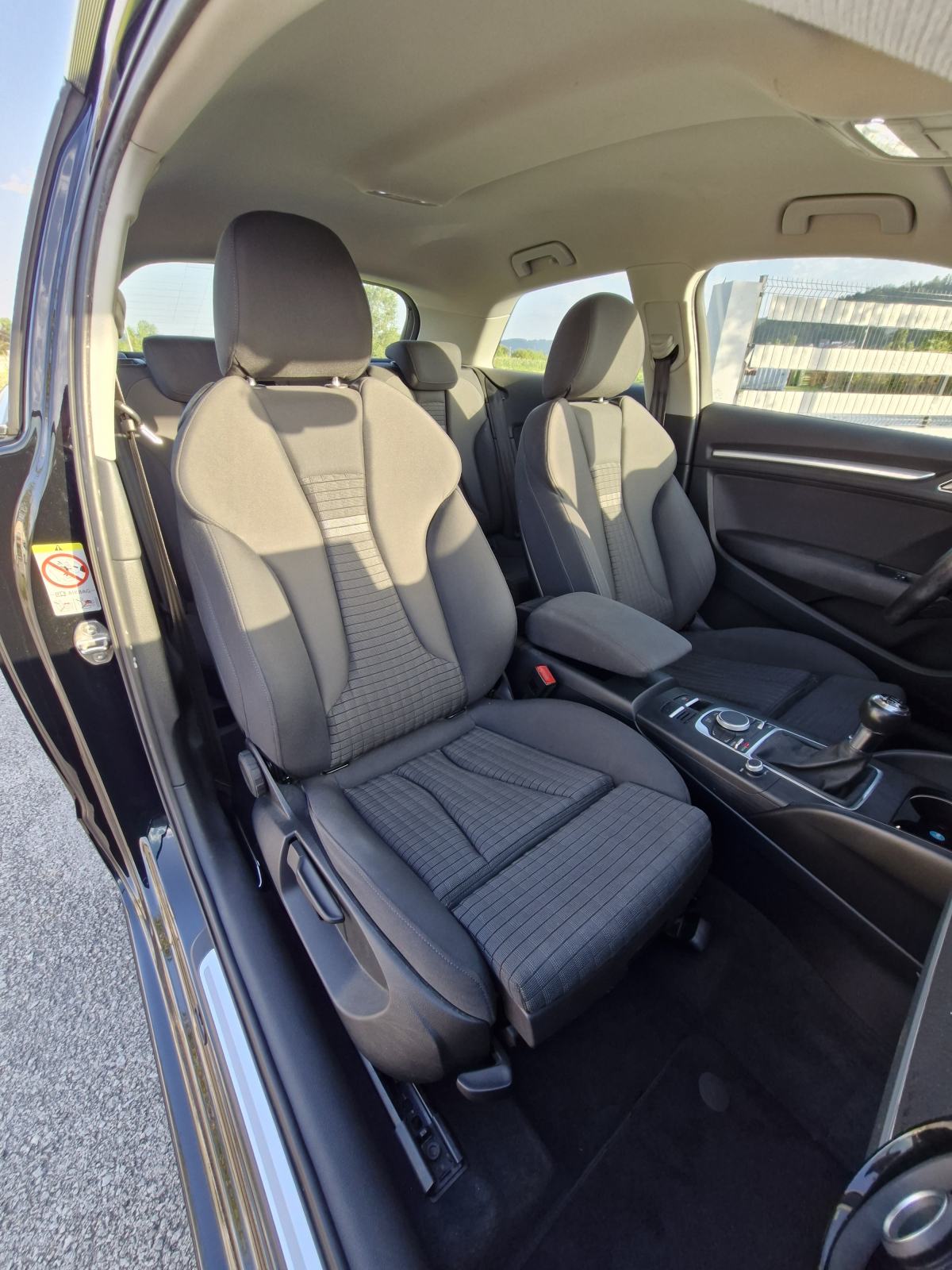 Audi A3 1,4 TFSI, Sport Line, Bi-Xenon, 19" Alu..., fotografija 13