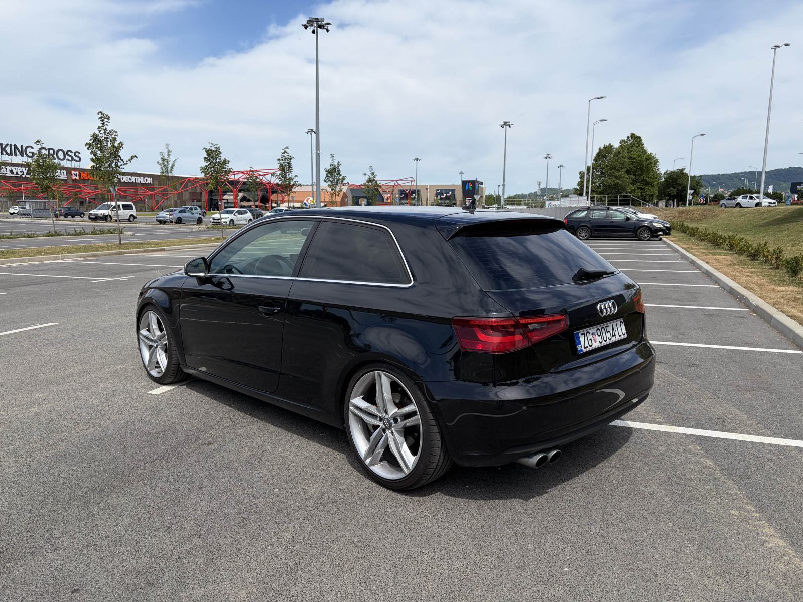 Audi A3 1,4 TFSI, Sport Line, Bi-Xenon, 19" Alu..., fotografija 10