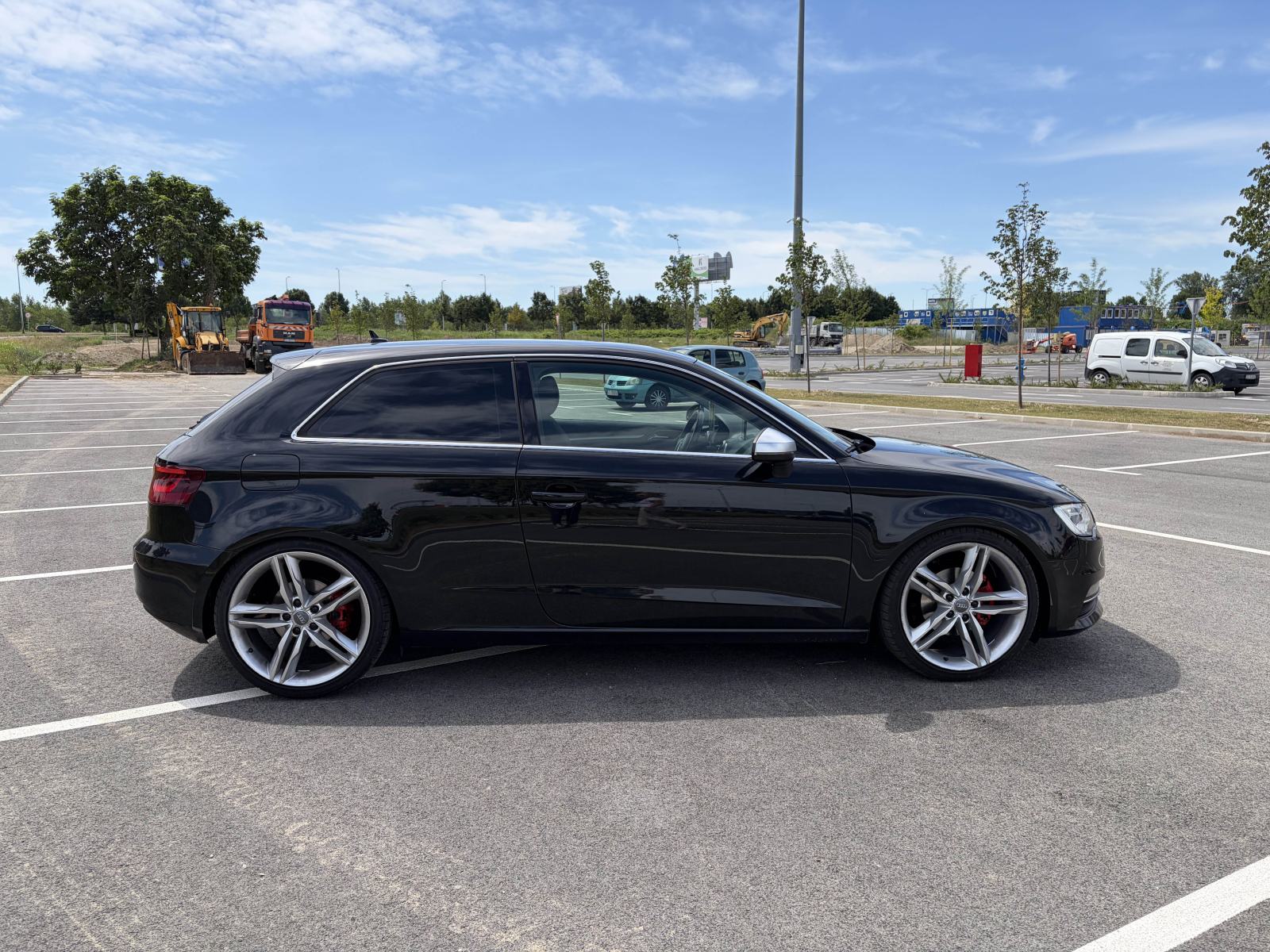 Audi A3 1,4 TFSI, Sport Line, Bi-Xenon, 19" Alu..., fotografija 7