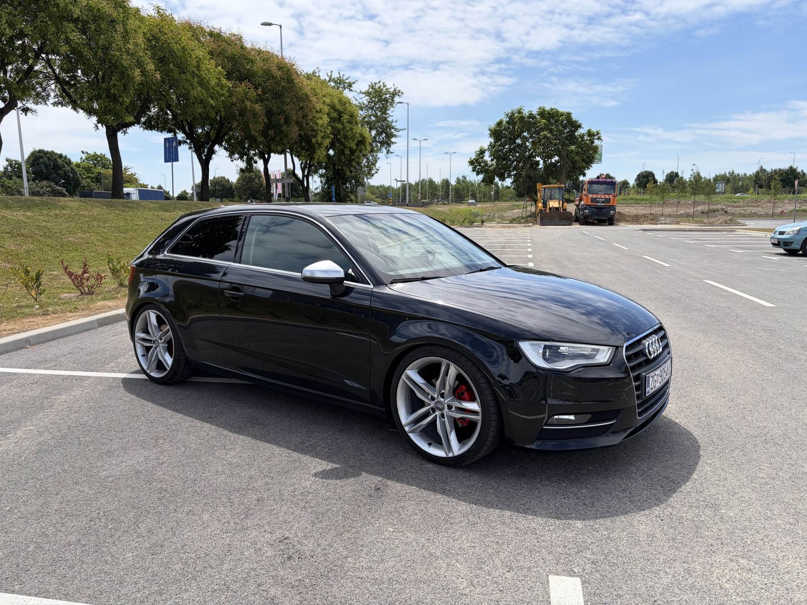 Audi A3 1,4 TFSI, Sport Line, Bi-Xenon, 19" Alu..., fotografija 6