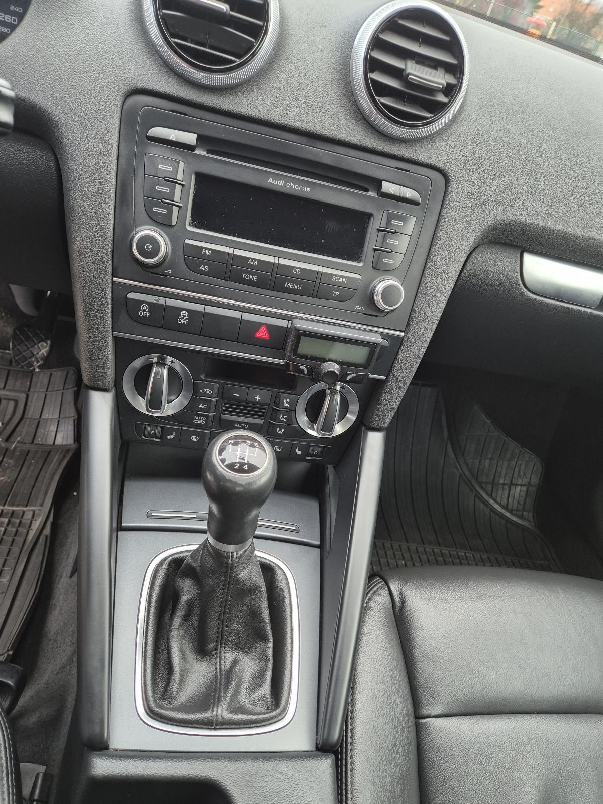 Audi A3 1,6 TDI, 2011 Comfortline-sportback, koža, rega do 3/2026, fotografija 11