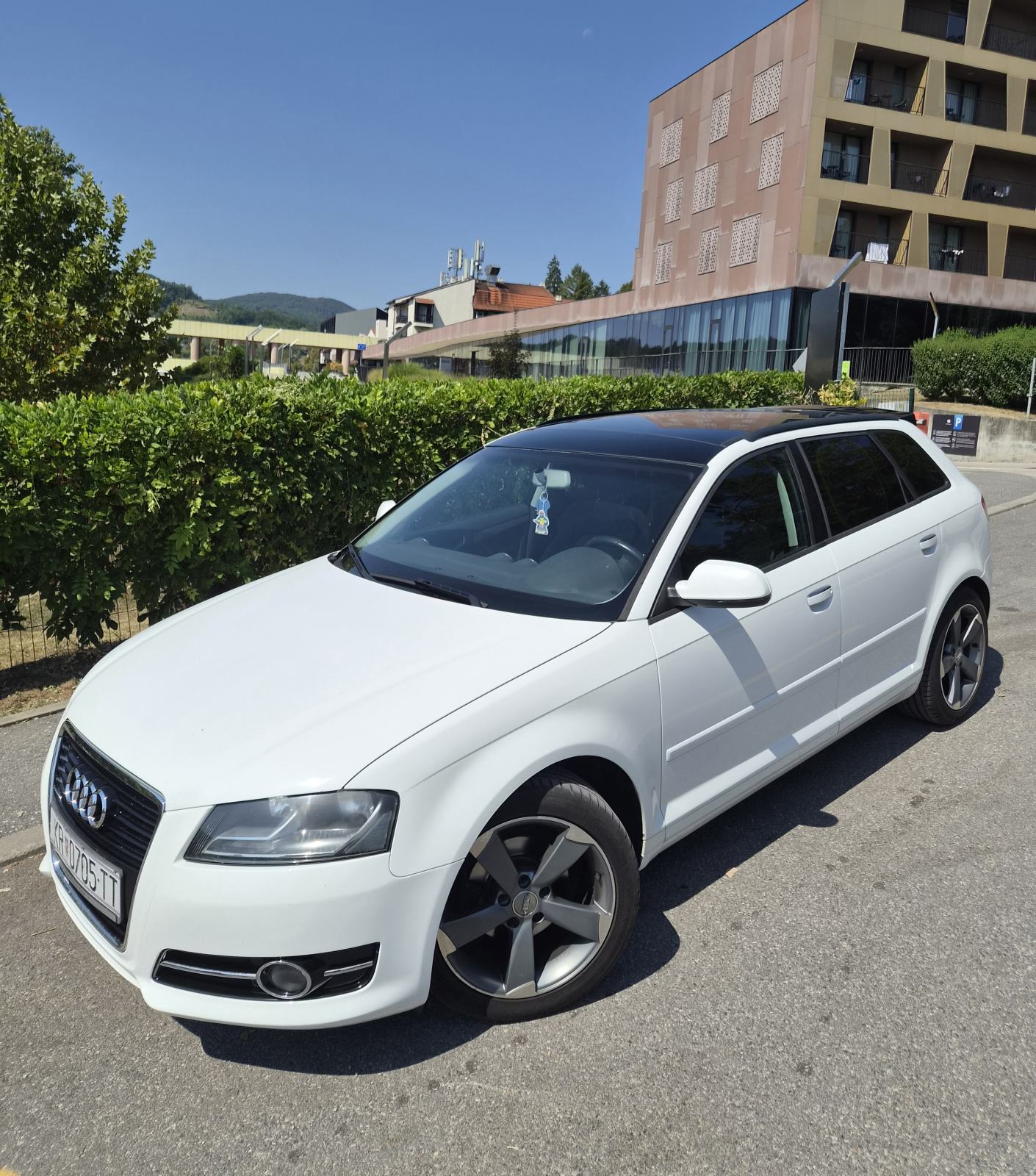 Audi A3 1.6 TDI (2011.) – PANORAMA, Rotor 17, Reg. 05/2027!, fotografija 5