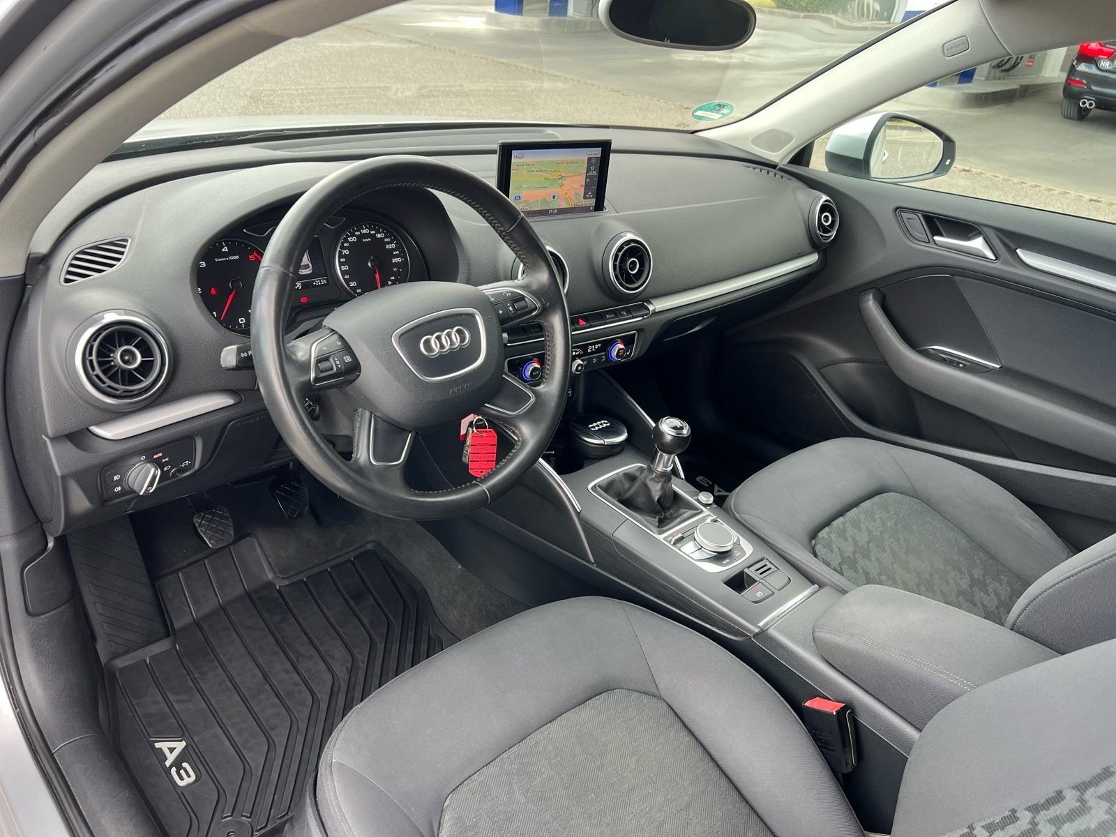 Audi A3 1,6 TDI 2013GOD COUPE XENON LED NAVI TOP 7999€!!!, fotografija 15