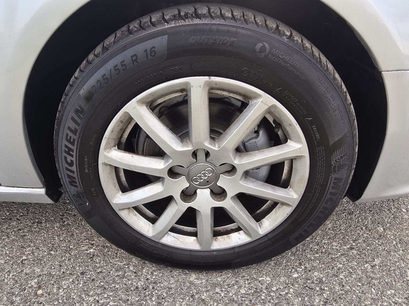 Audi A3 1,6 TDI-2014gd.md-CLIMATRONIC-189tkm,5vrata,1.vl,alu18,KARTICE, fotografija 5
