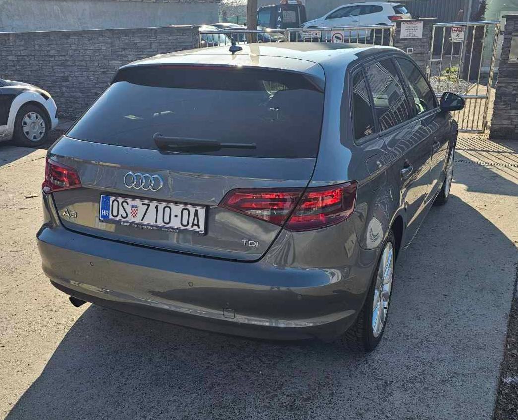 Audi A3 1,6 TDI 77KW, 2014g !!! prodaja vozila !!!, fotografija 7