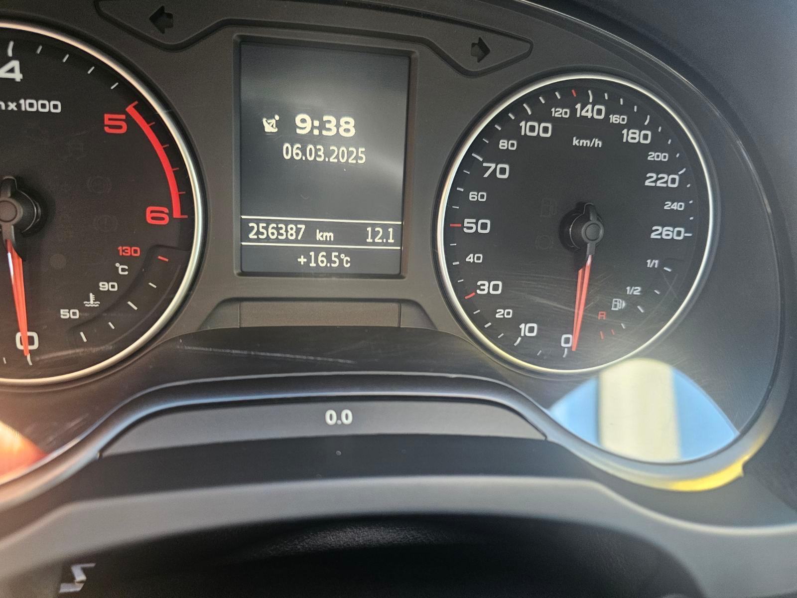 Audi A3 1,6 TDI 77KW, 2014g !!! prodaja vozila !!!, fotografija 13