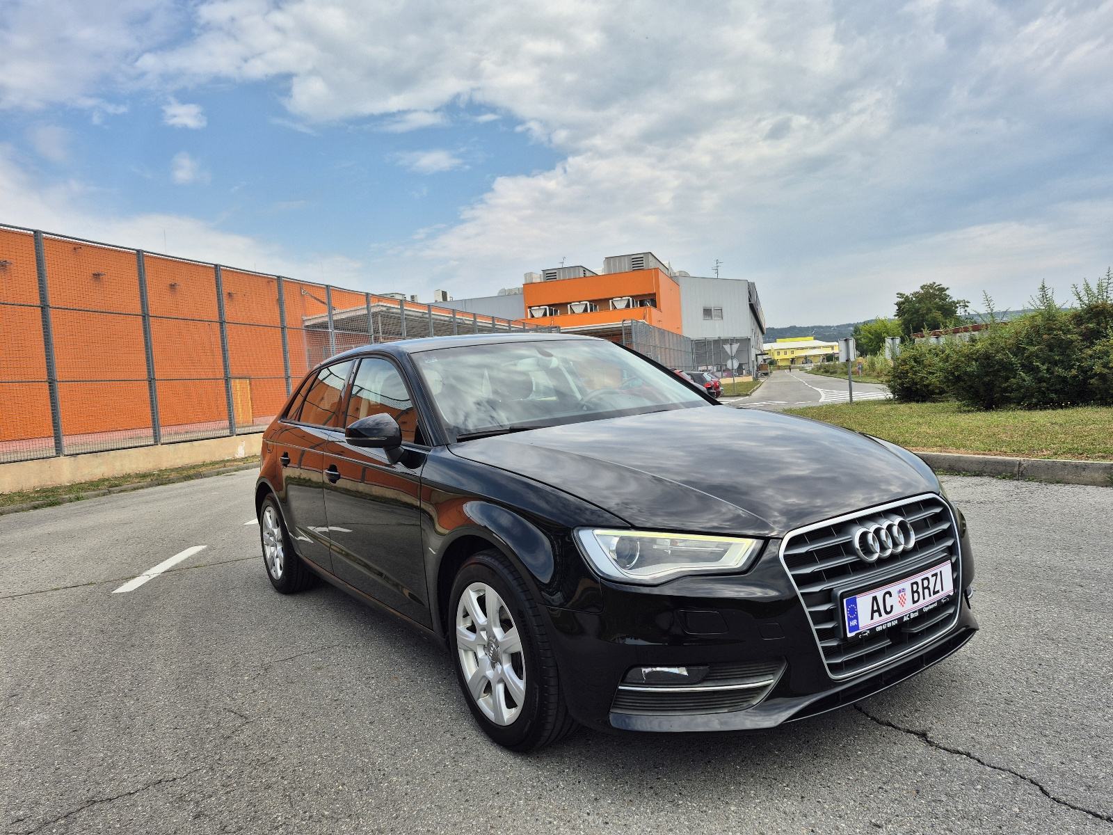 Audi A3 1,6 TDI 77kw 6 brzina,LED,grijanje sjedala,nap.veliki servis, fotografija 13