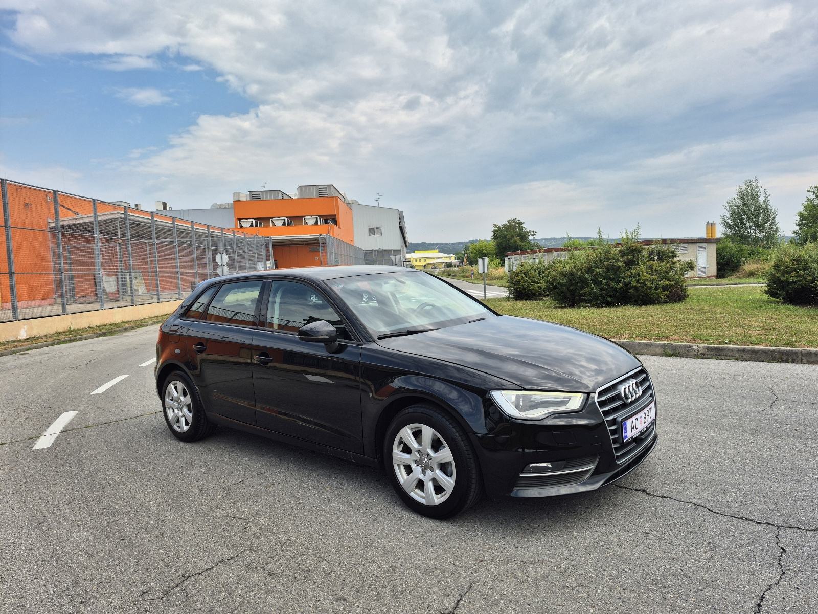 Audi A3 1,6 TDI 77kw 6 brzina,LED,grijanje sjedala,nap.veliki servis, fotografija 11