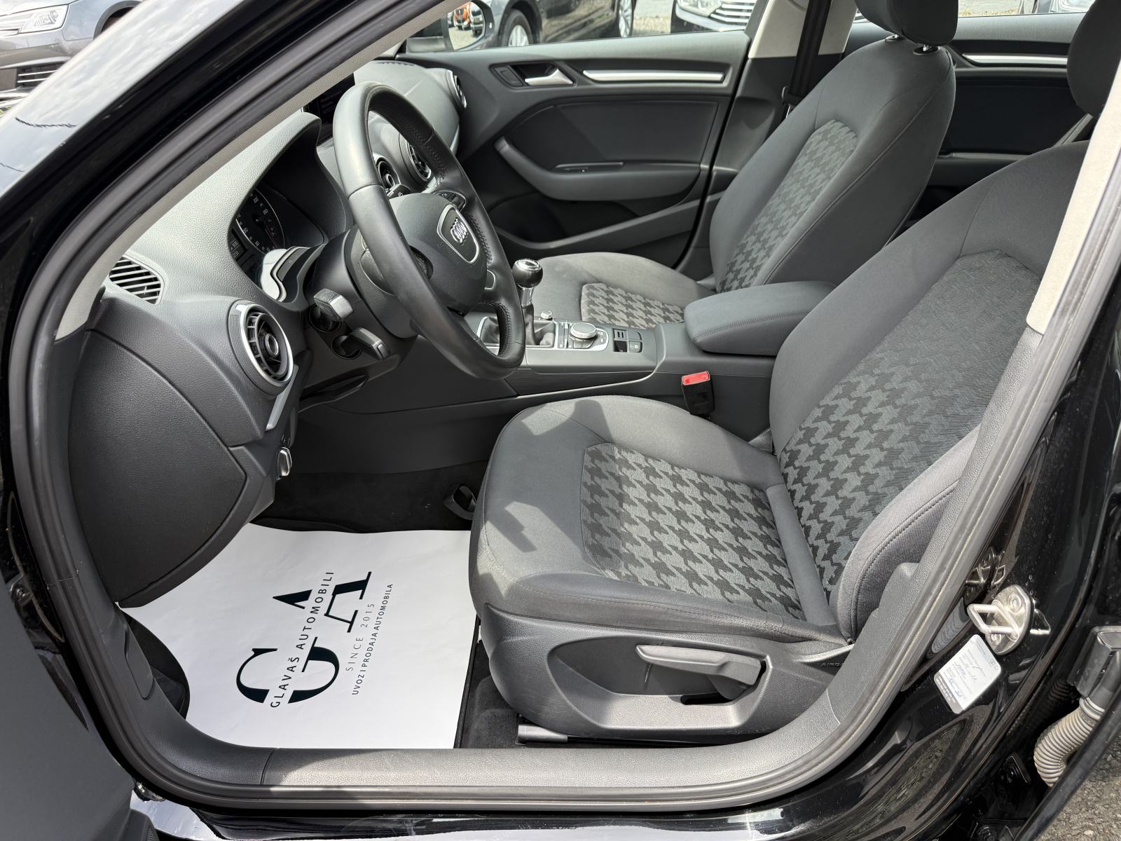 Audi A3 1,6 TDI Attraction,Nav,Xenon,Led,Pdc,Alu 17",Jamstvo!!!, fotografija 9