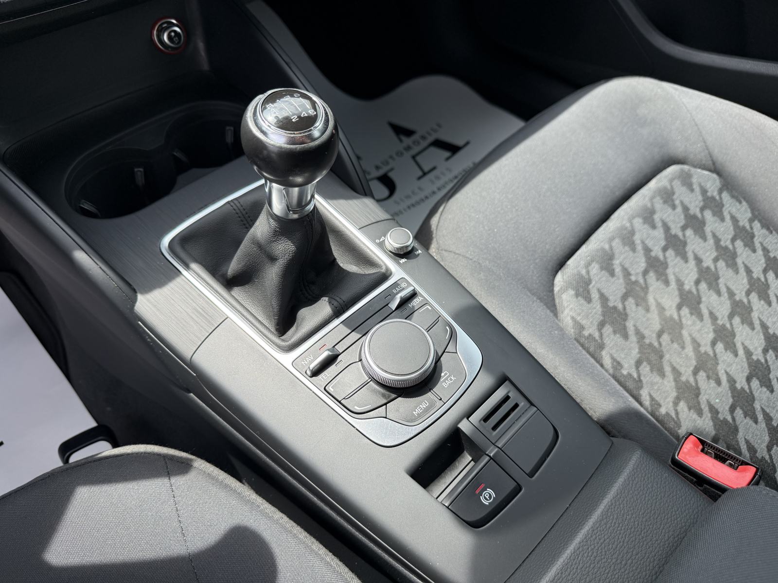 Audi A3 1,6 TDI Attraction,Nav,Xenon,Led,Pdc,Alu 17",Jamstvo!!!, fotografija 14