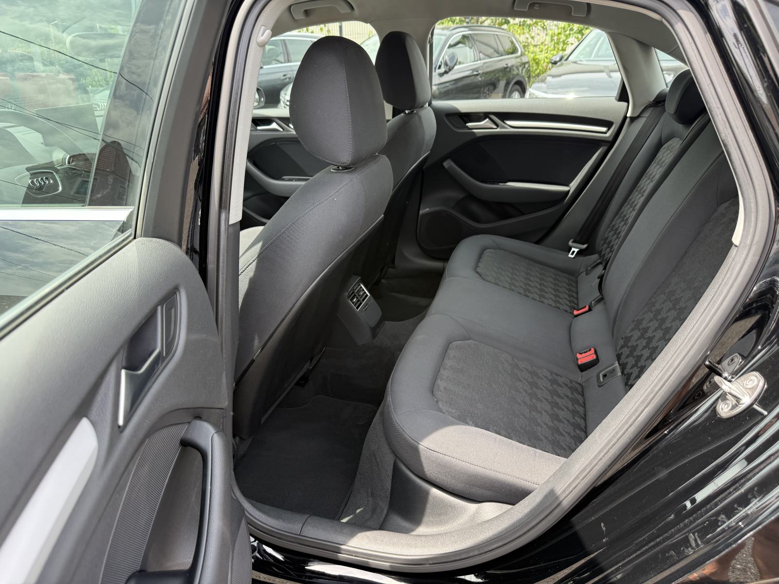 Audi A3 1,6 TDI Attraction,Nav,Xenon,Led,Pdc,Alu 17",Jamstvo!!!, fotografija 18