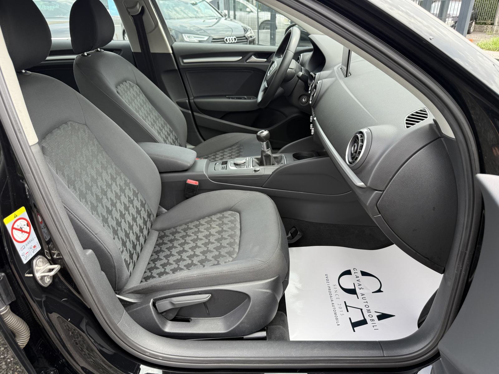 Audi A3 1,6 TDI Attraction,Nav,Xenon,Led,Pdc,Alu 17",Jamstvo!!!, fotografija 16