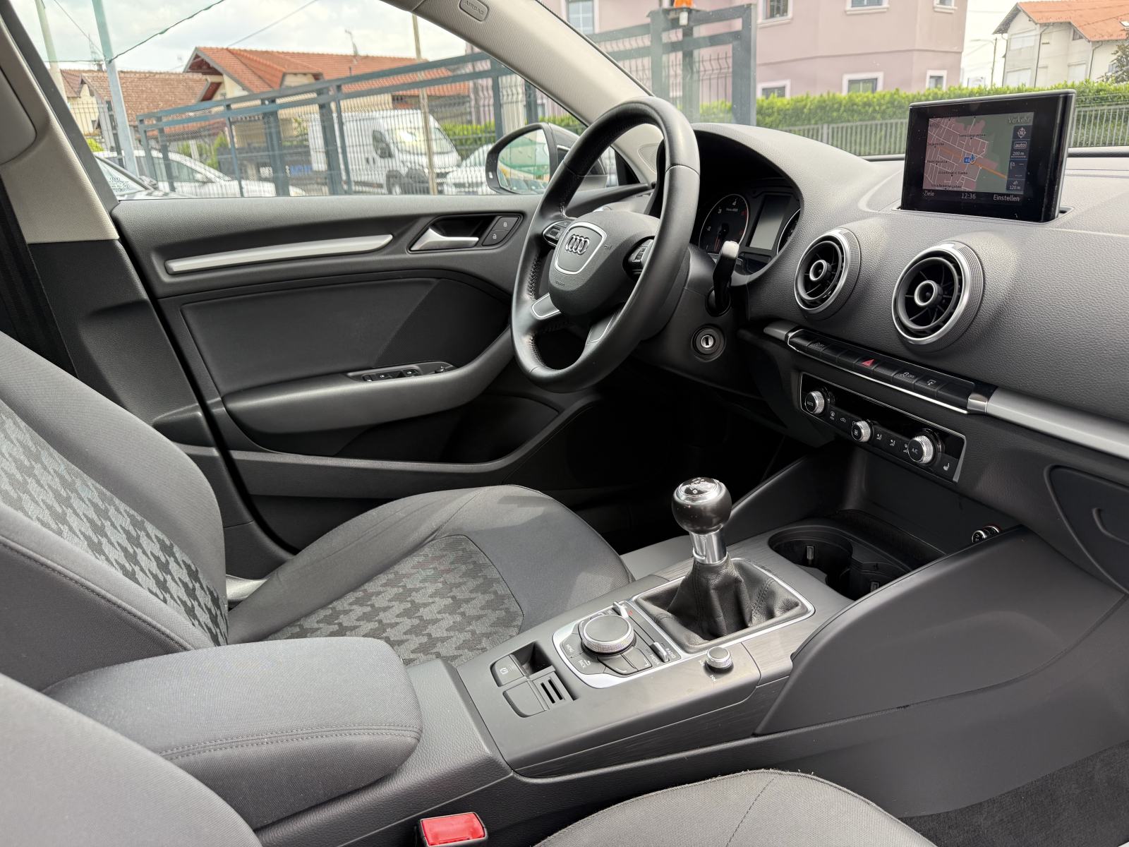 Audi A3 1,6 TDI Attraction,Nav,Xenon,Led,Pdc,Alu 17",Jamstvo!!!, fotografija 17