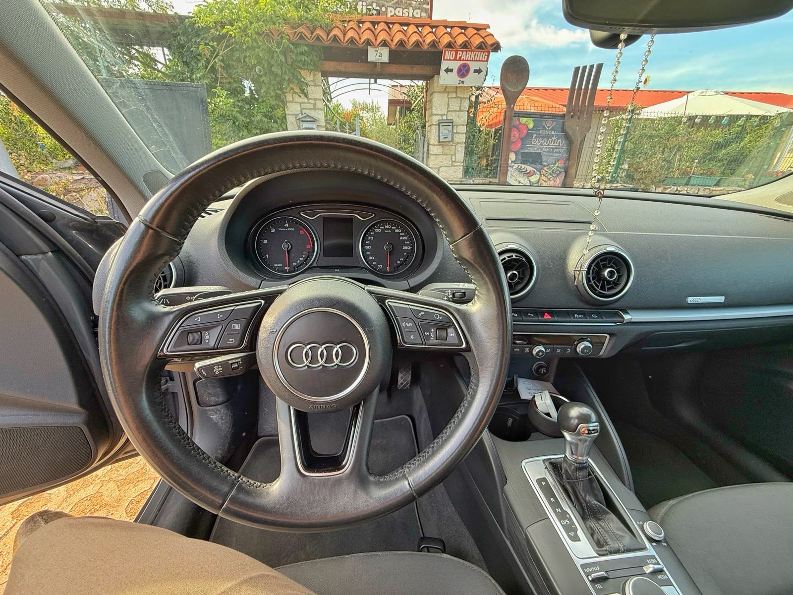Audi A3 1,6 TDI automatik, fotografija 9