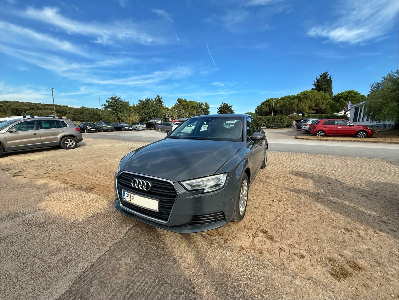 Audi A3 1,6 TDI automatik, fotografija 6