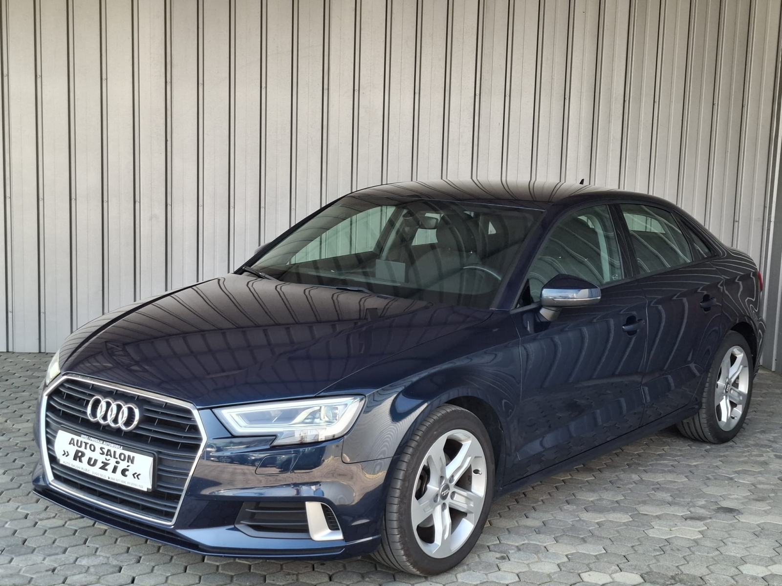 Audi A3 1,6 TDI AUTOMATIK SPORT ALU NAVI PDC FULL LED GARANCIJA, fotografija 1