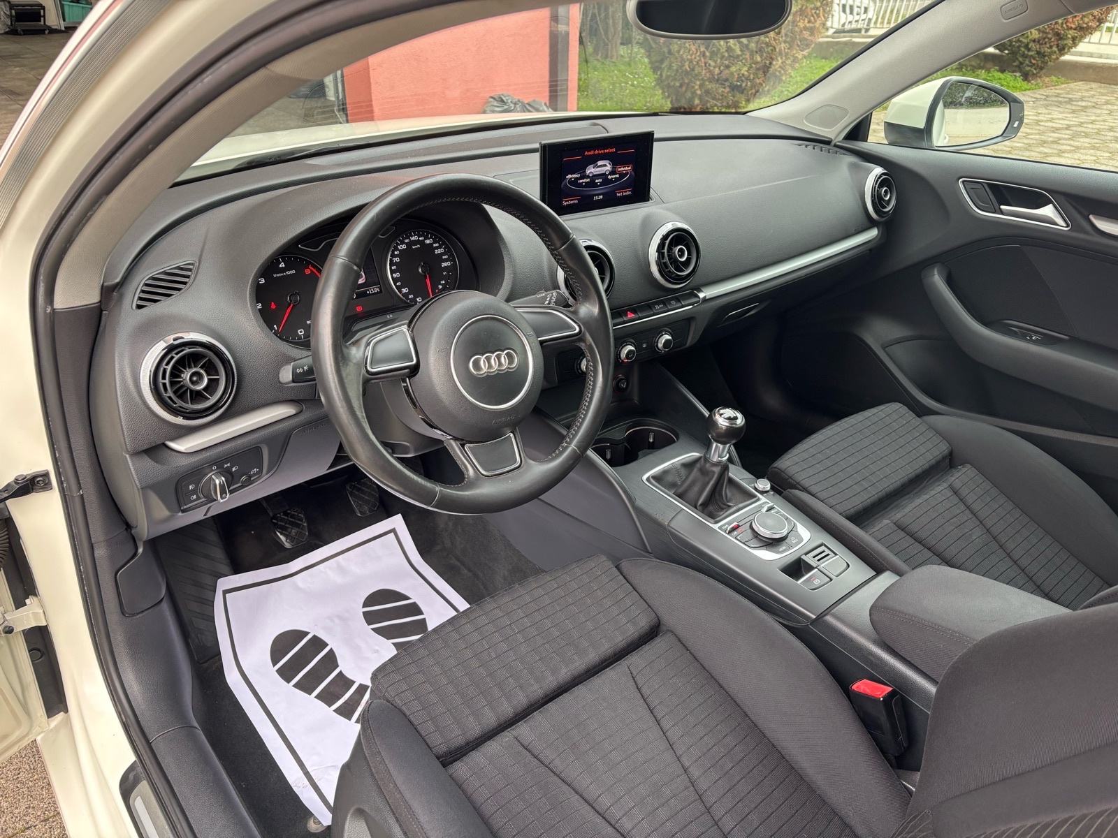 Audi A3 1,6 TDI Coupe,Ambition,146.378km,Jamstvo!, fotografija 15