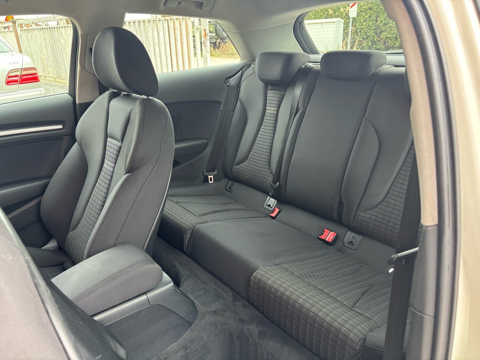 Audi A3 1,6 TDI Coupe,Ambition,146.378km,Jamstvo!, fotografija 20