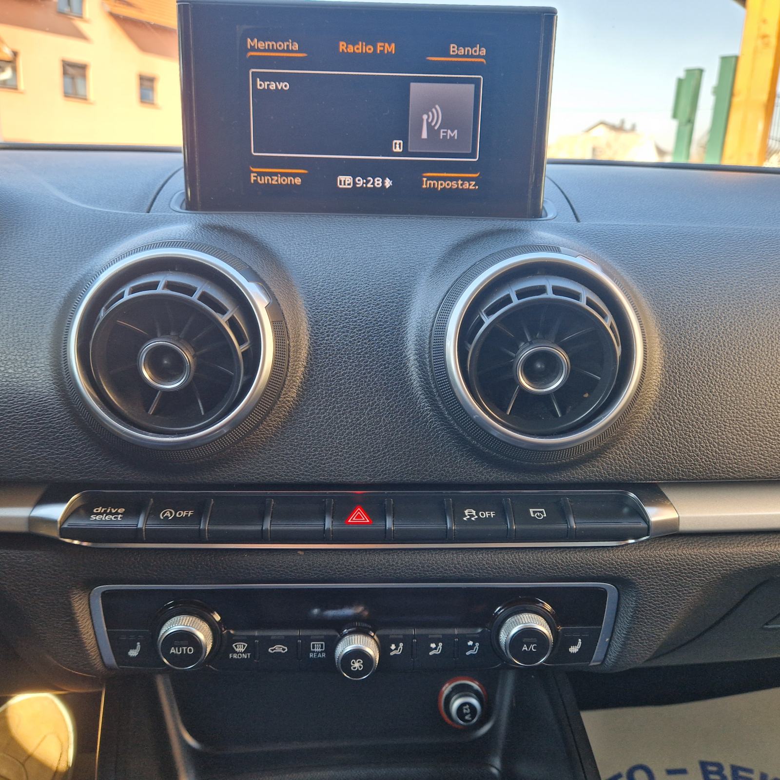 Audi A3 Sportback 1,6 TDI Na ime kupca do registracije. Zamjena., fotografija 17