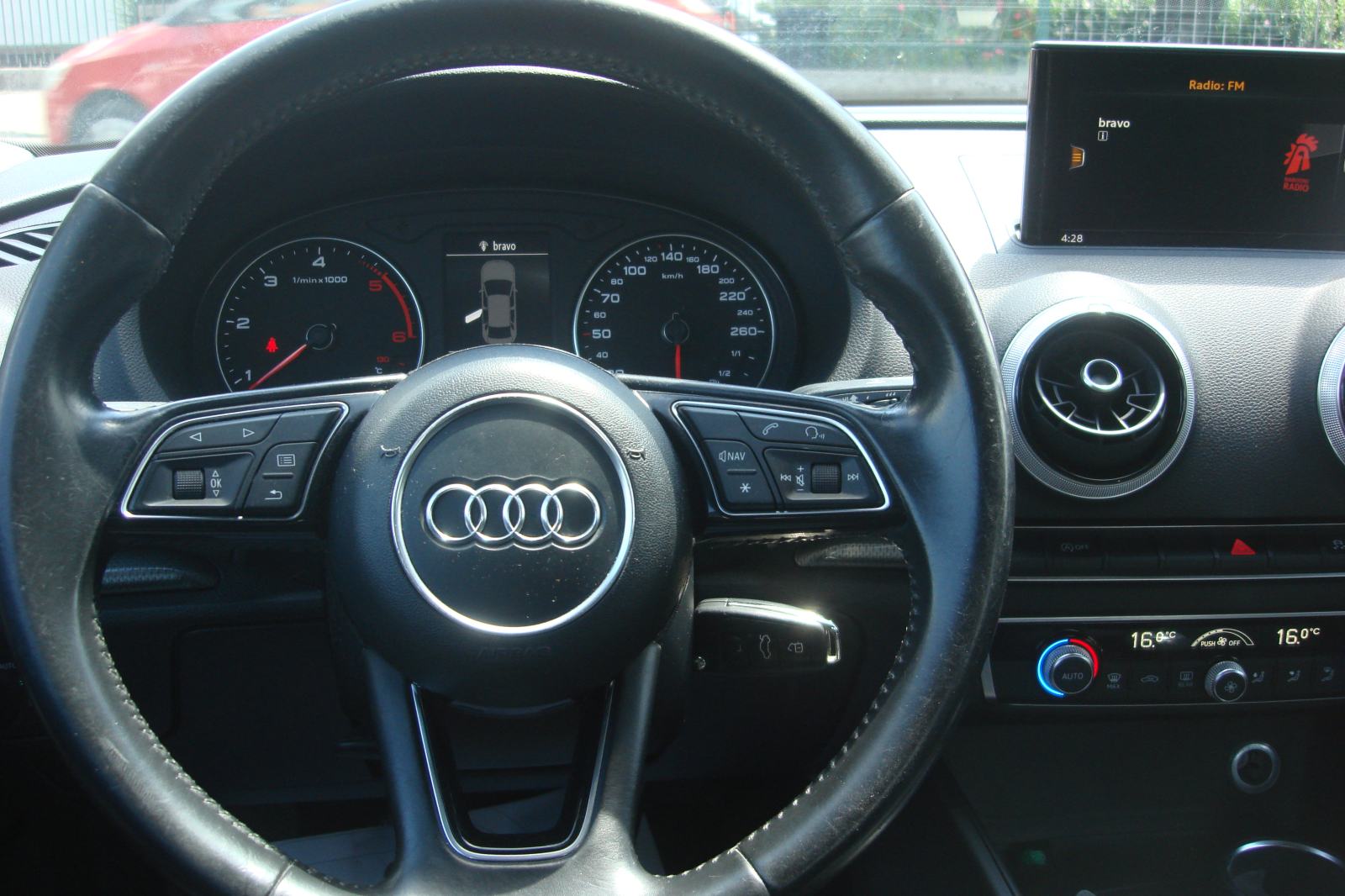 AUDI A3 1,6 TDI LIMOUSINE****FULL OPREMA****REG:01/27****NIJE UVOZ****, fotografija 11