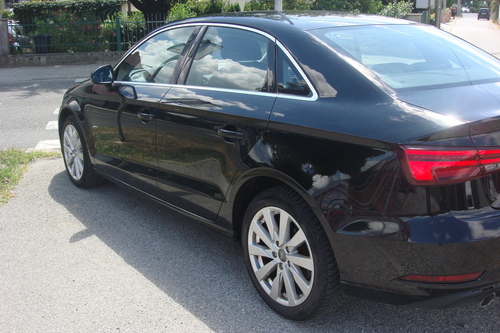 AUDI A3 1,6 TDI LIMOUSINE****FULL OPREMA****REG:01/27****NIJE UVOZ****, fotografija 2