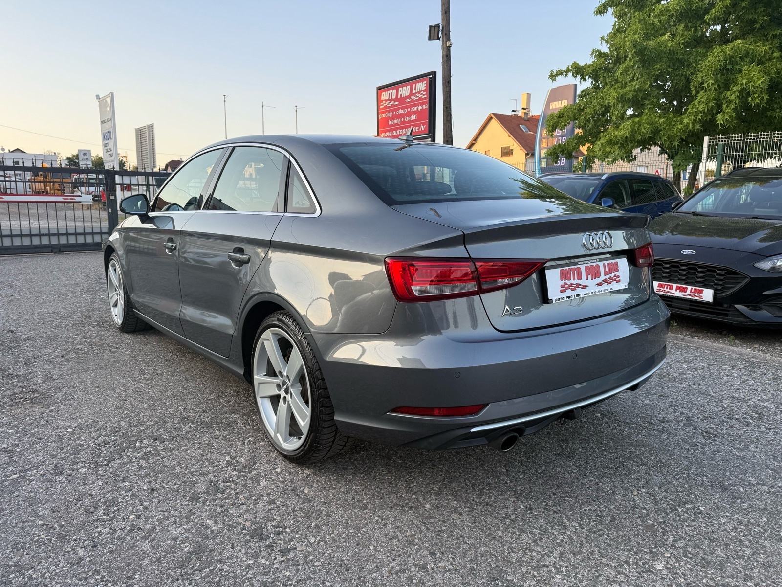 Audi A3 1.6 TDI limuzina, 1.Vlasnik, ***107.000 km*** Garancija, fotografija 2