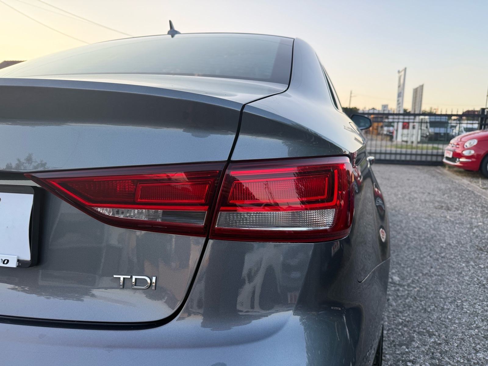 Audi A3 1.6 TDI limuzina, 1.Vlasnik, ***107.000 km*** Garancija, fotografija 8